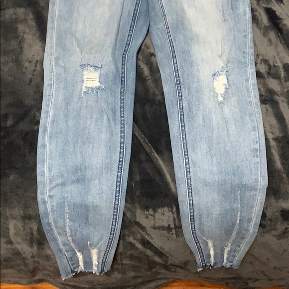 Jeans - Picture 3 of 4